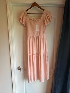 Baltic Born nwt Jacie blush Pink Flutter Sleeve Smocked Midi Dress